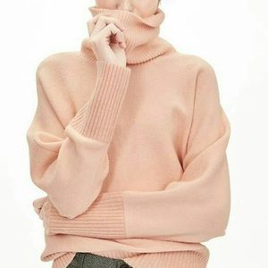 Banana Republic xs/s oversized turtleneck sweater